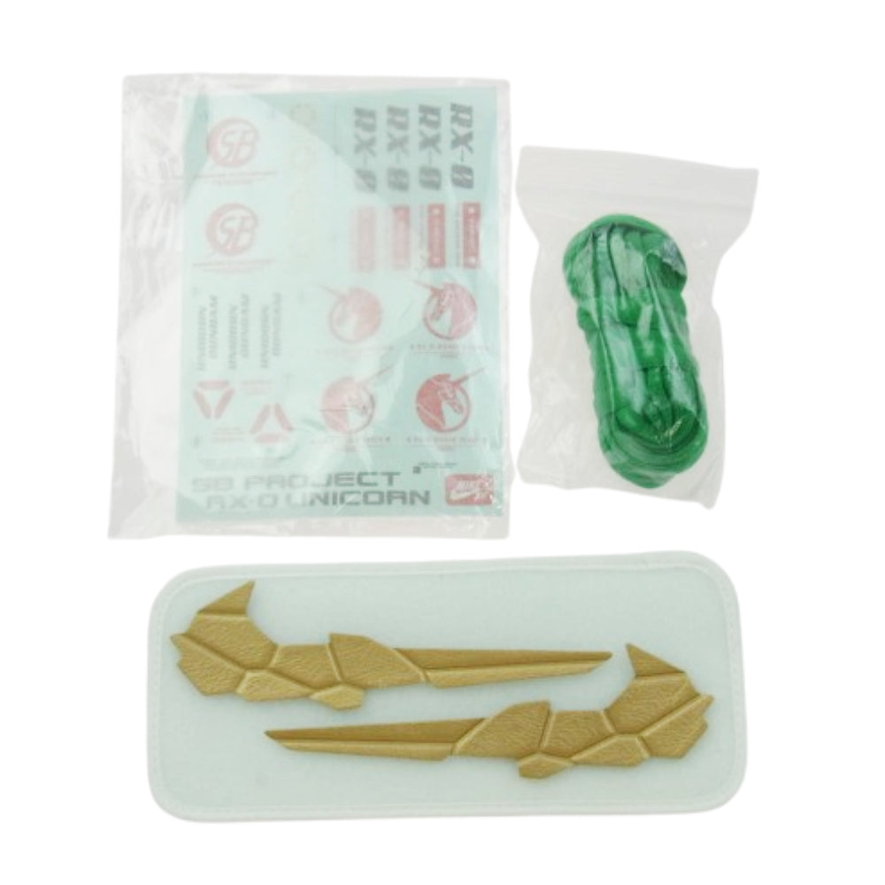 NIKE ナイキ DH7717-100 × Gundam Unicorn Dunk High PRO QS ガンダム ダンク ハイ プロ QS ハイカット スニーカー ホワイト系 レッド系 26.5cm【中古】