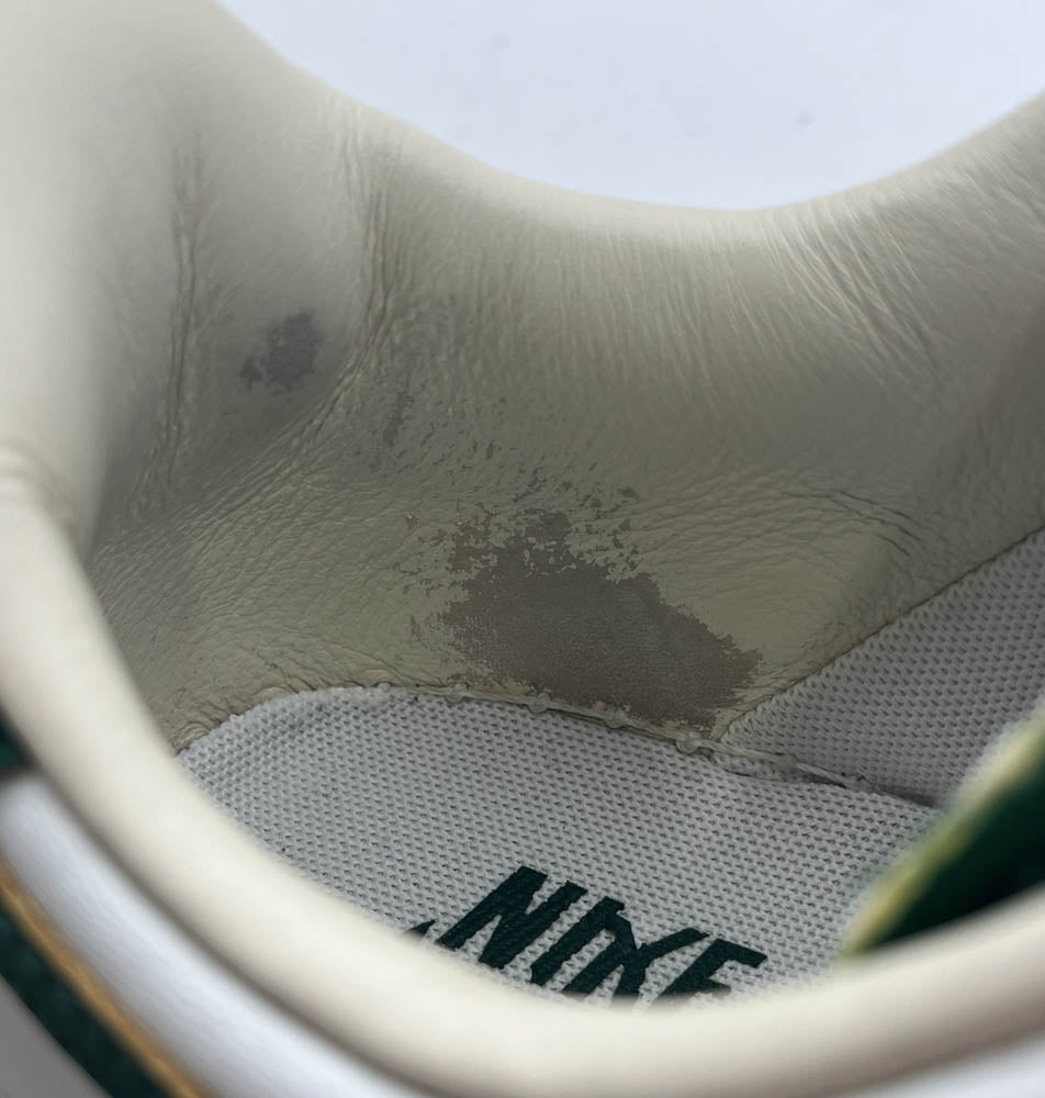 NIKE ナイキ DZ4764-133 WMNS AIR FORCE 1 AF1 LOW GREEN AND MUSLIN ウィメンズ エアフォース グリーンアンドムスリン ローカット スニーカー ホワイト系 グリーン系 26.5cm【中古】