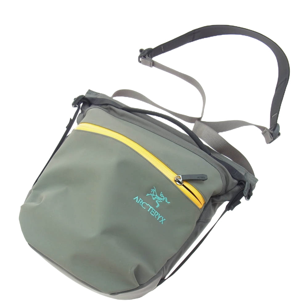 ARC'TERYX アークテリクス 13610876729 BEAMS BOY  別注 ARRO8 アロー ショルダー バッグ グレー系【中古】