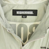 NEIGHBORHOOD ネイバーフッド 22AW 222TSNH-JKM02 ANORAK JKT バック ロゴプリント ナイロン アノラック ジャケット ライトグレー系 M【新古品】【未使用】【中古】