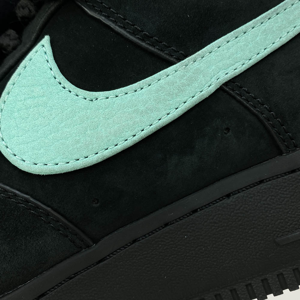 NIKE ナイキ DZ1382-001 フェイクバスターズ鑑定済 Tiffany & Co. ティファニー Air Force 1 Low 1837 エアフォース1 ローカット スニーカー ブラック系 28cm【中古】