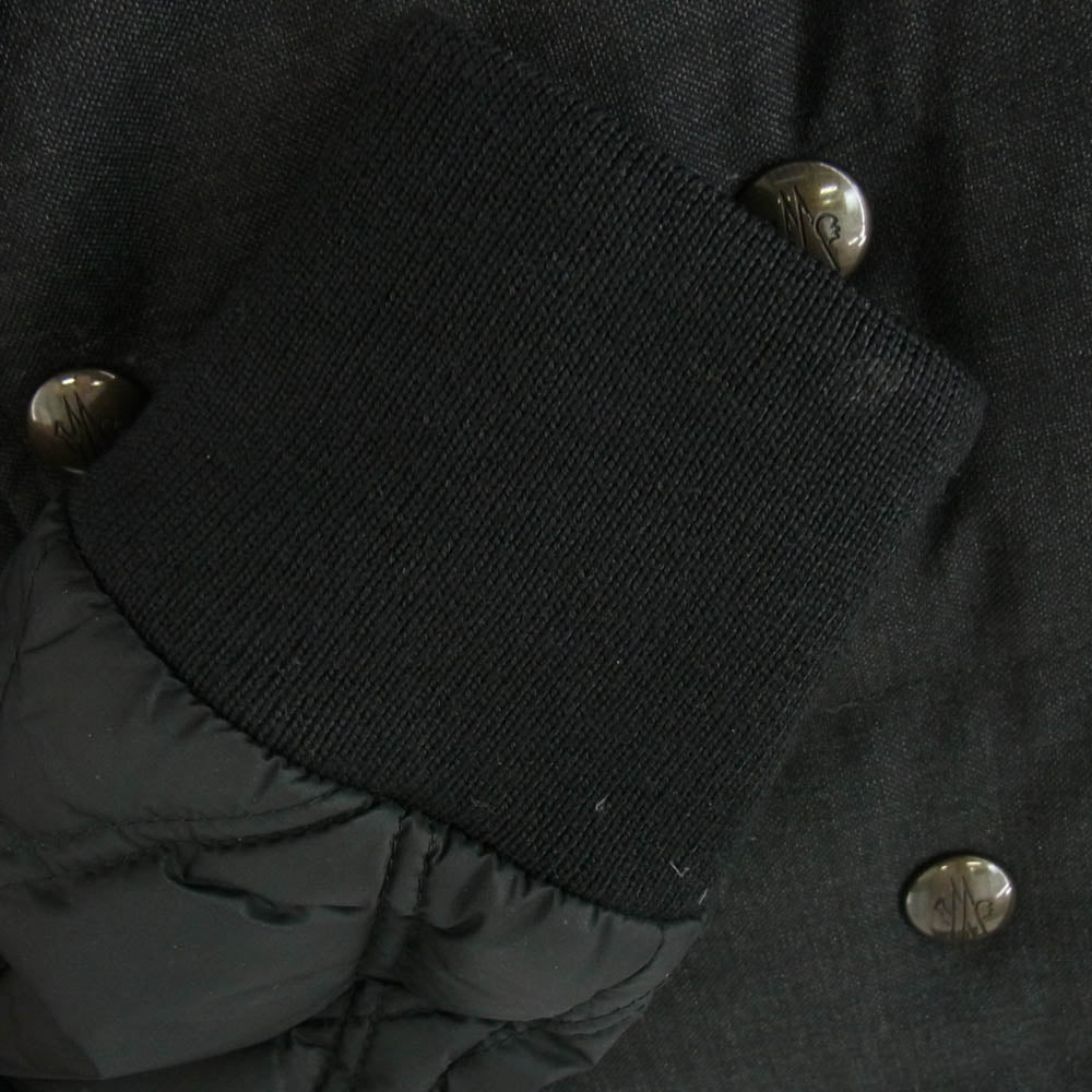 MONCLER モンクレール 423914137910 63337 GAMME BLEU ガムブルー ファーカラー ストライプ 裏地キルティング 切替 ダウンジャケット ショート コート ブラック系【中古】