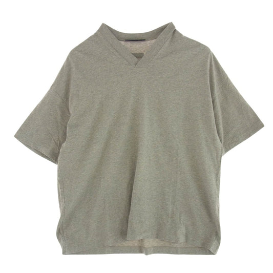 FEAR OF GOD フィアオブゴッド FOG ESSENTIALS エッセンシャルズ Rubber Logo V Neck Tshirt ラバー ロゴ Vネック 半袖 Tシャツ グレー系 S【美品】【中古】