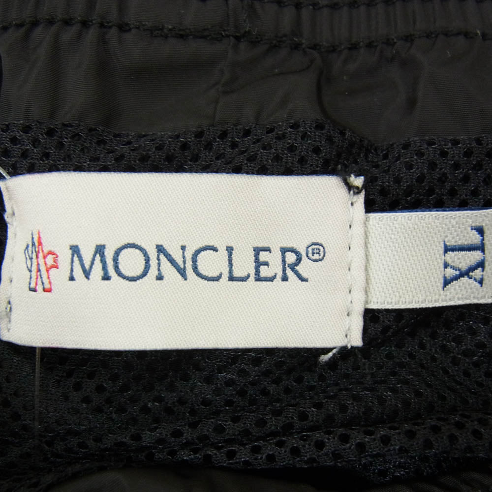 MONCLER モンクレール J10912C00004 53326 モンクレールジャパンタグ ロゴワッペン ナイロン ハーフパンツ ショーツ ブラック系 XL【中古】