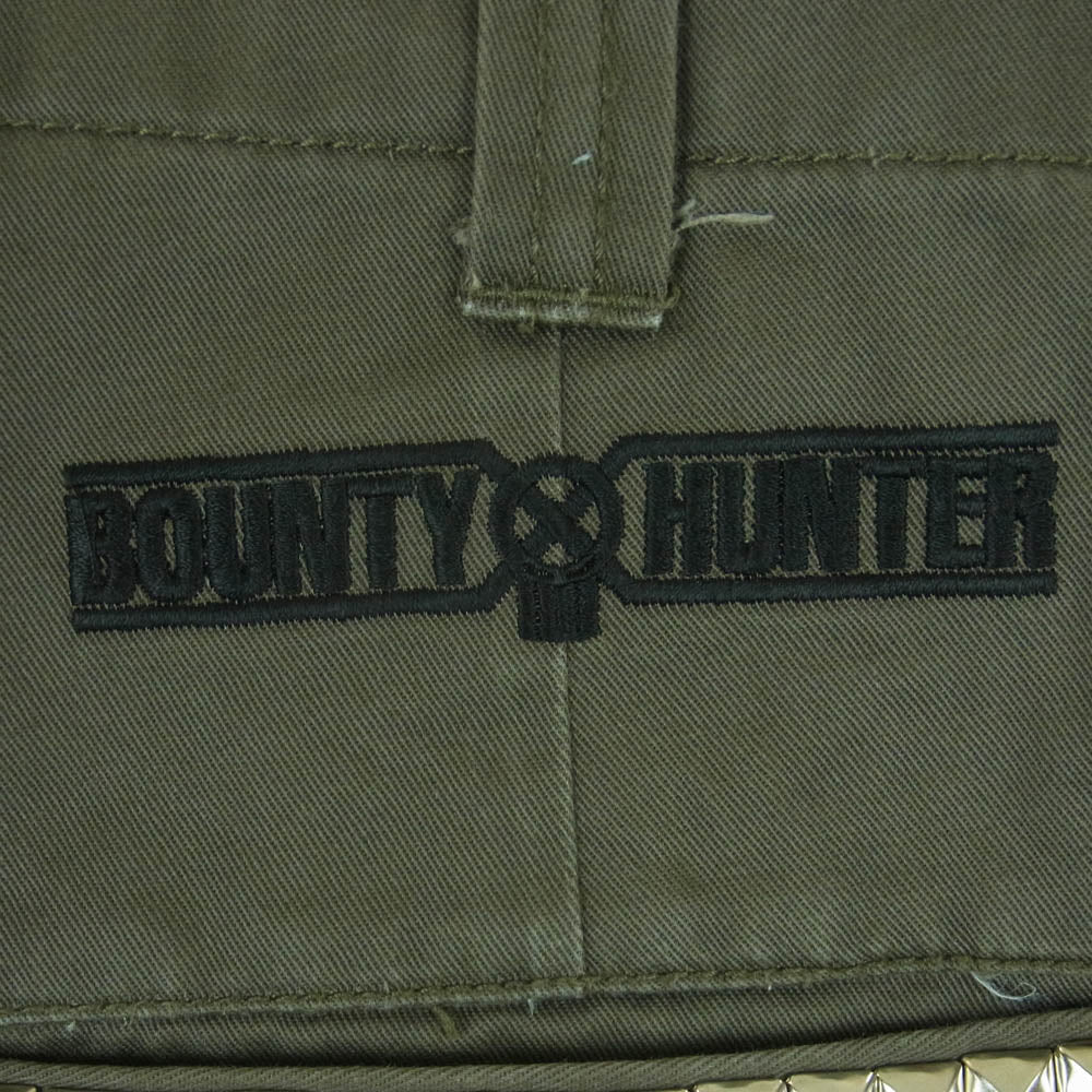 BOUNTY HUNTER バウンティーハンター ロゴ 刺繍 スタッズ ハーフ ショート パンツ 日本製 カーキ系 グリーン系 M【中古】
