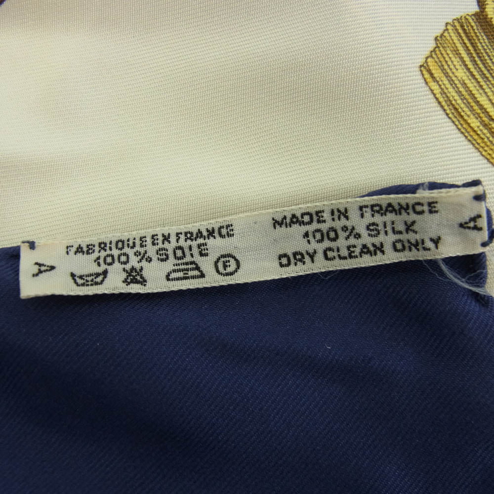 HERMES エルメス カレ90 GRAND UNIFORME グランドユニフォーム シルク スカーフ マルチカラー系【中古】