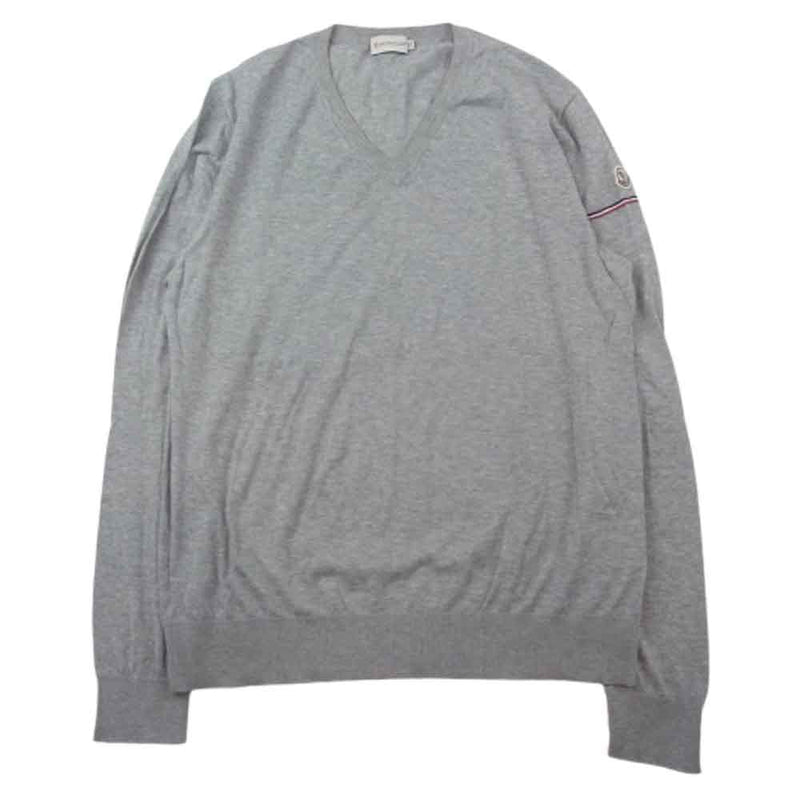 MONCLER モンクレール 510919143900 91027 MAGLIA TRICOT SCOLLO A V トリコロール Vネック ウール ロゴワッペン セーター グレー グレー系 XL【中古】