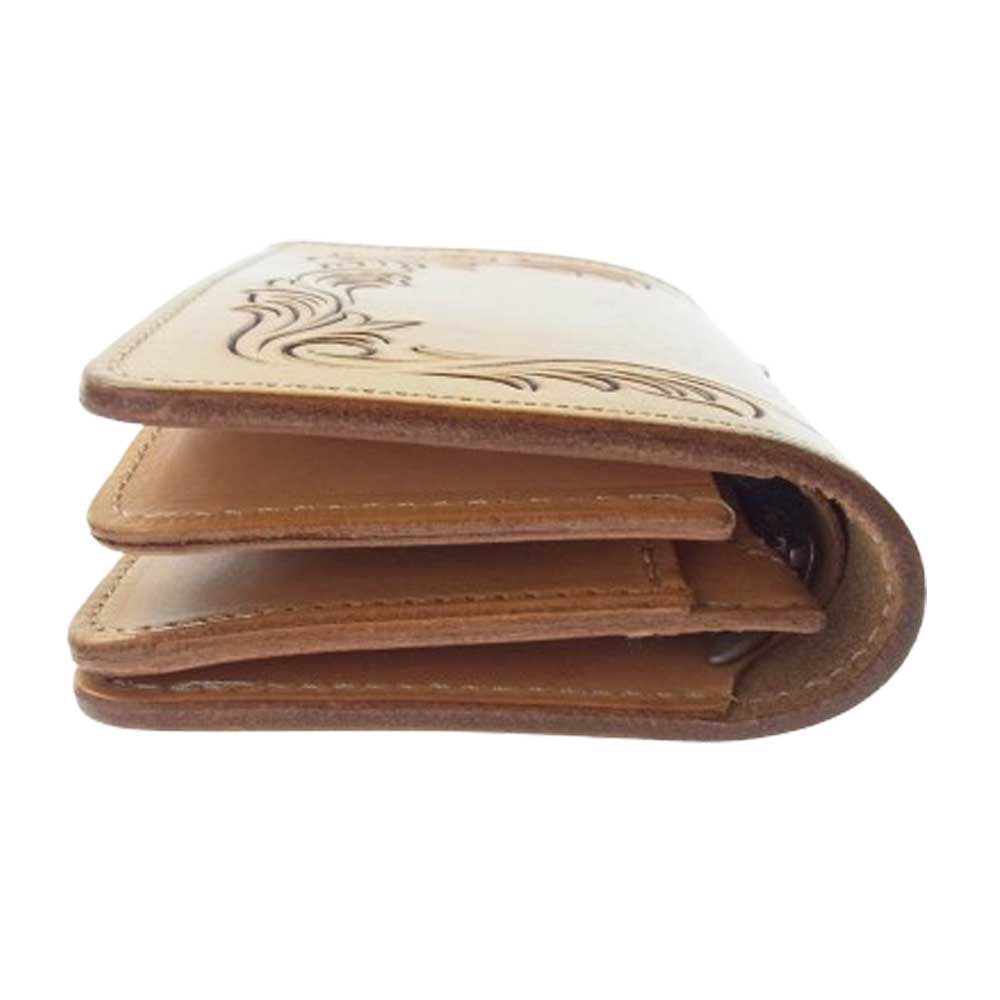 ケーシーズ カービング ミドル ウォレット 財布 ライトブラウン系【中古】