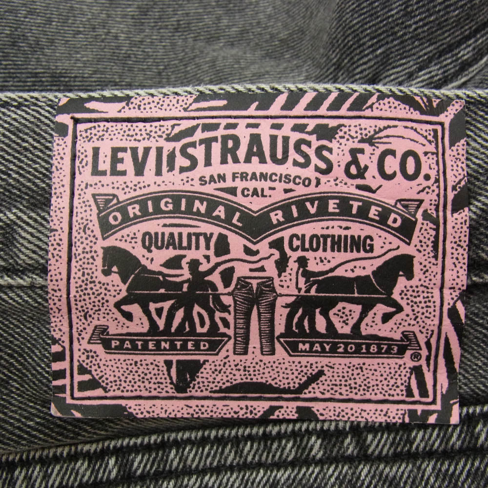 Levi's リーバイス 29037-0052 568 STAY LOOSE デニム ジーンズ ブラック パンツ ブラック系 32【中古】