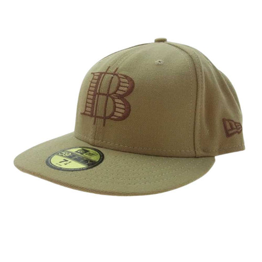 A BATHING APE アベイシングエイプ × NEW ERA ニューエラ B KOGO ロゴ キャップ ブラウン系 57.7cm【中古】