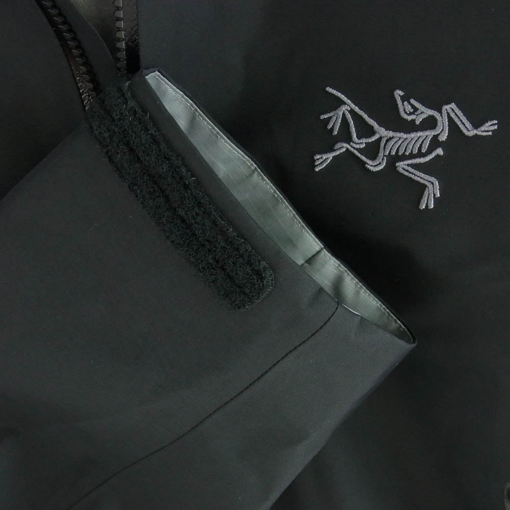 ARC'TERYX アークテリクス 24SS X00000858403 GORE-TEX Beta Jacket ゴアテックス ベータ シェルジャケット マウンテンパーカー ブラック系 M【美品】【中古】