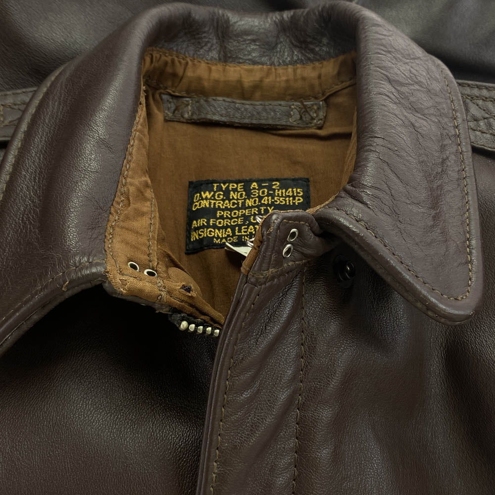 ミリタリー INSIGNIA LEATHER インシグニアレザー社製 A-2 レザー フライトジャケット ブラウン系 40【中古】