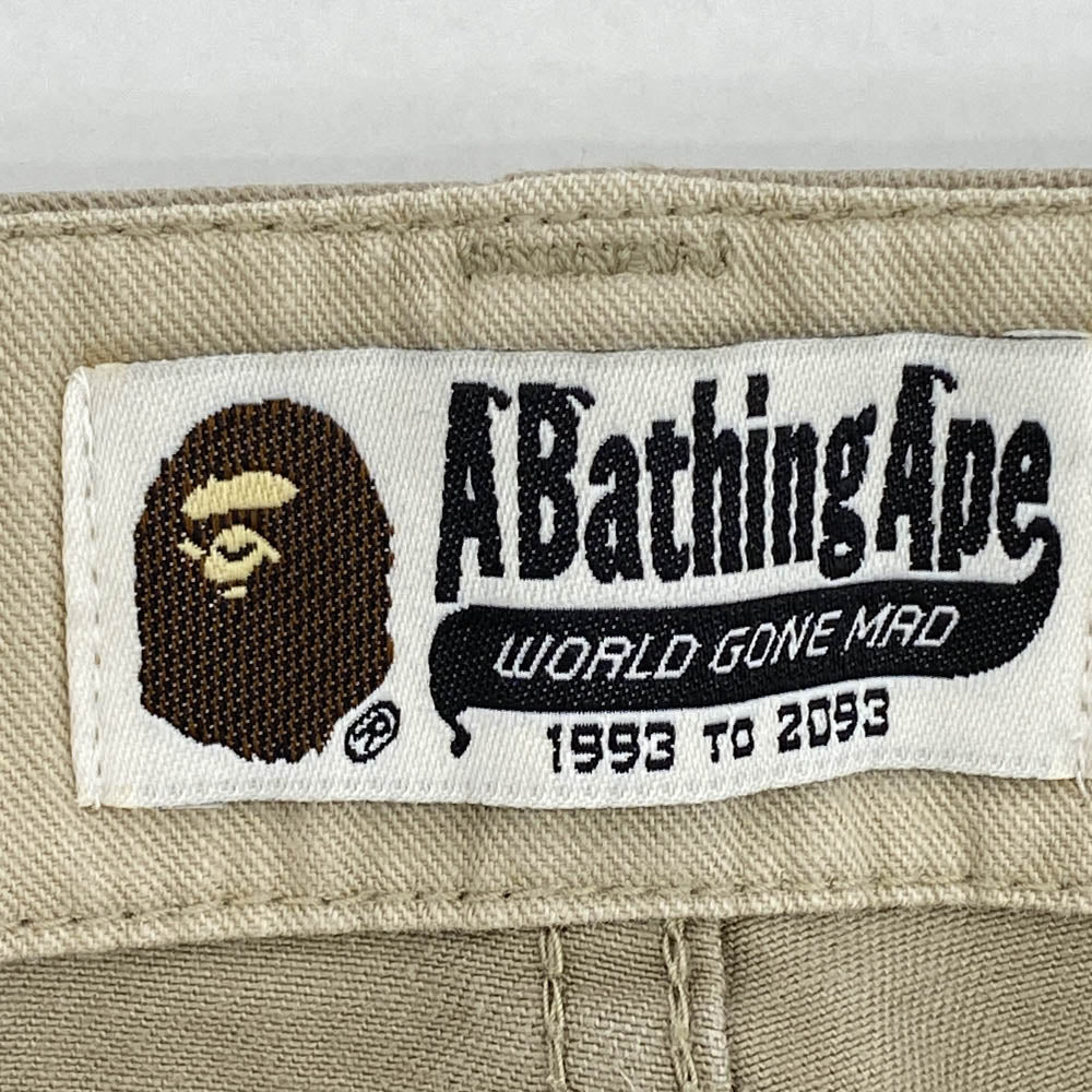 A BATHING APE アベイシングエイプ ロゴテープ クロップド チノパンツ ベージュ系 XL【中古】