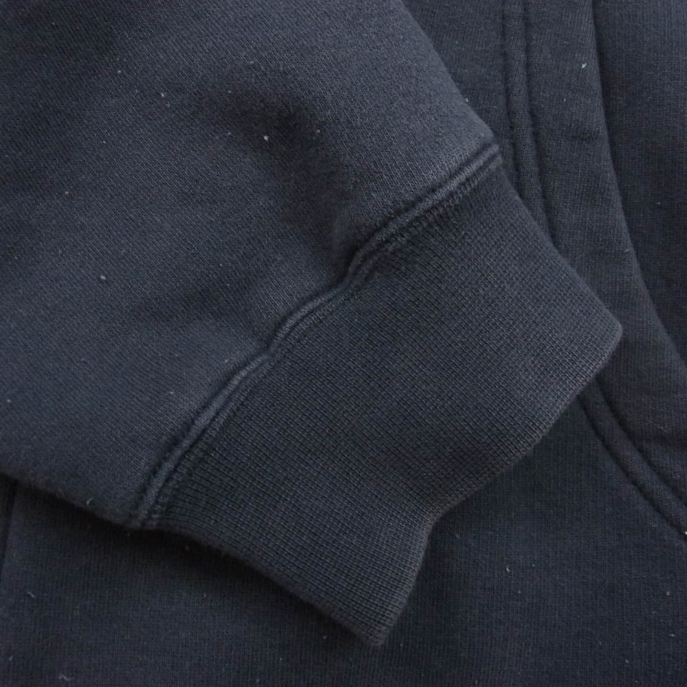 STUSSY ステューシー バックスニーカープリント シャネルロゴ ジップパーカー ブラック系 L【中古】