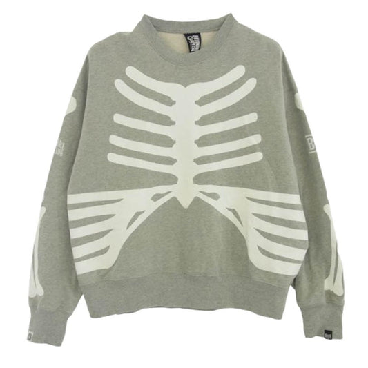 Billionaire Boys Club ビリオネアボーイズクラブ x BOUNTY HUNTER バウンティーハンター プリント クルー スウェット グレー系 L【中古】