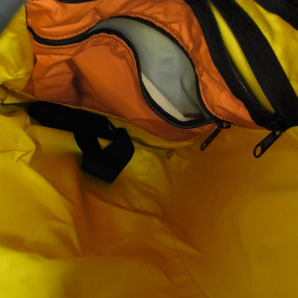 トゥルースデザインス Drop Liner Backpack ブラウン チェストストラップ ウエストストラップ ドロップ ライナー バックパック リュック カーキ系【中古】