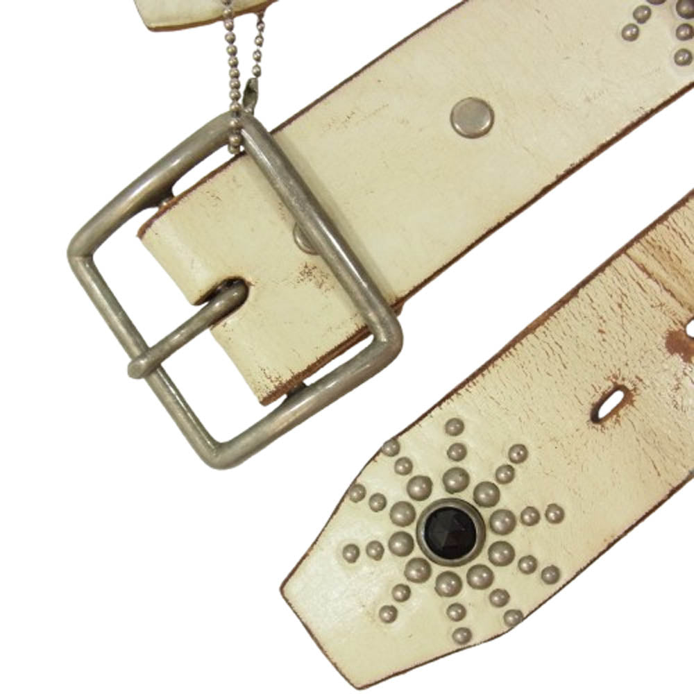 HTC エイチティーシー ピーナッツ レザー フラワー スタッズ