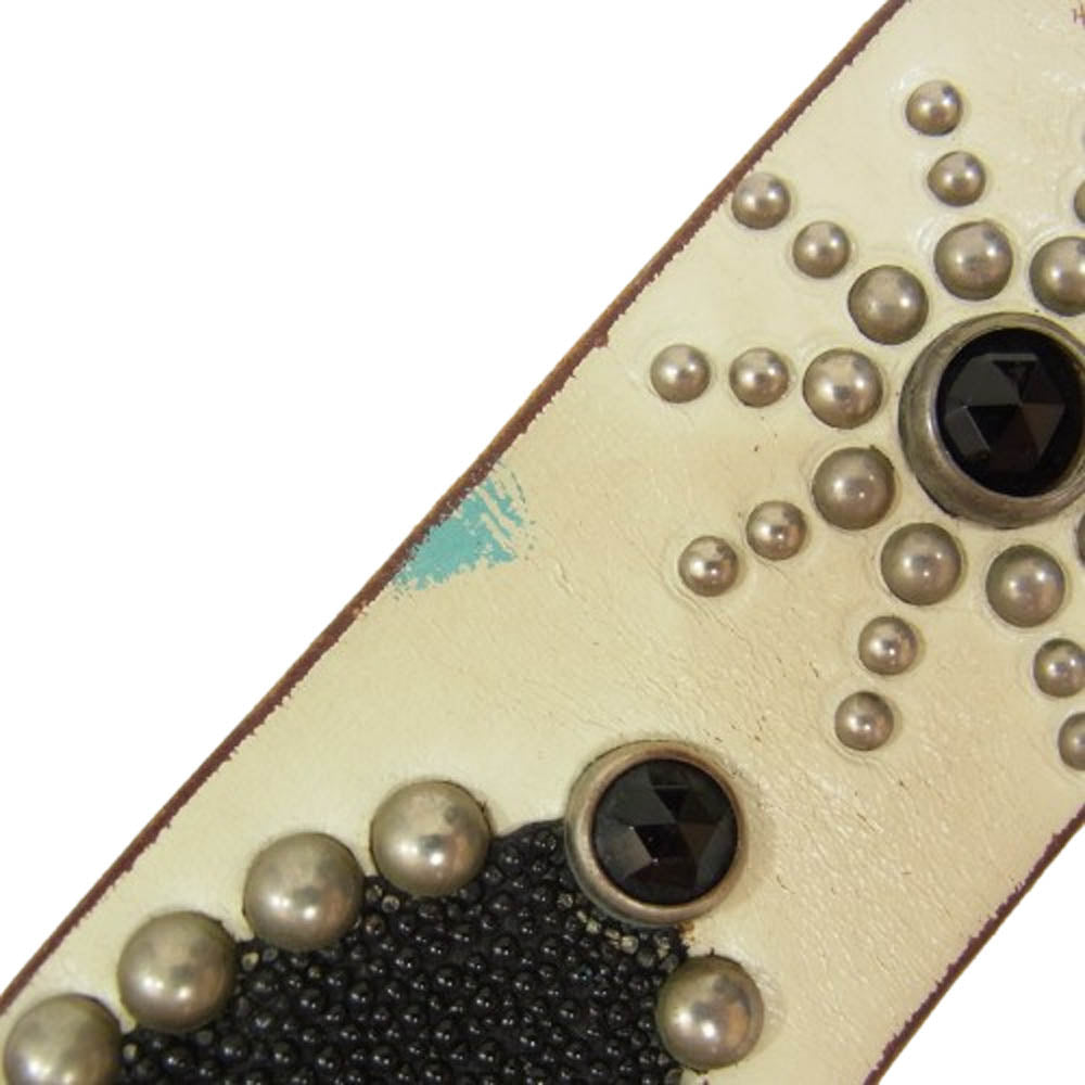 HTC エイチティーシー ピーナッツ レザー フラワー スタッズ ベルト ホワイト系 32【中古】