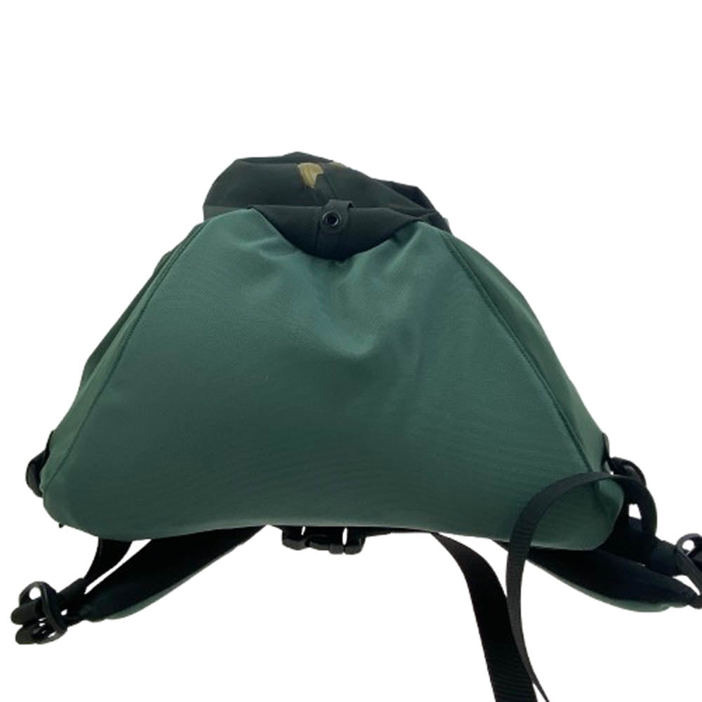 ARC'TERYX アークテリクス X00000796904 Arro 22 Backpack アロー 22 バックパック リュック デイパック グリーン系【新古品】【未使用】【中古】