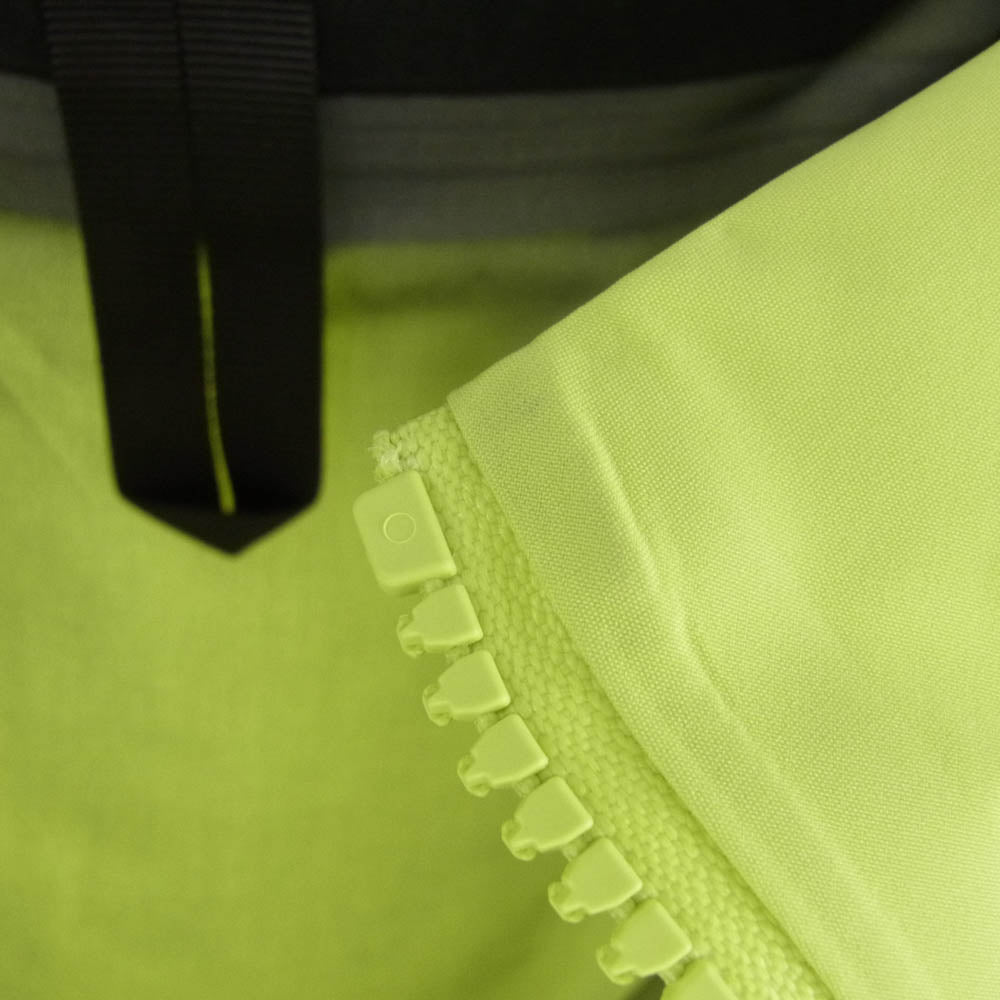 ARC'TERYX アークテリクス X000006454 ALPHA JACKET GORE-TEX アルファ ジャケット ゴアテックス TATSU SPRINT ライトグリーン系 カーキ系 L【極上美品】【中古】