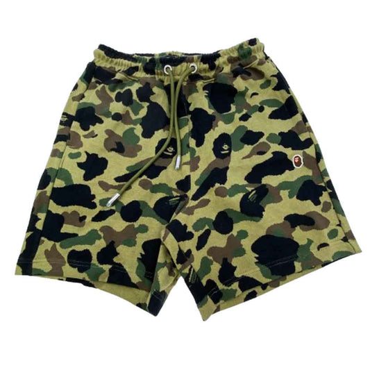 A BATHING APE アベイシングエイプ 1L30153314 1ST CAMO JACQUARD ONE POINT RELAXED FIT SWEAT SHORTS ファースト カモフラ 迷彩柄 ジャカード リラックスフィット スウェット ショート パンツ カーキ系 M【新古品】【未使用】【中古】