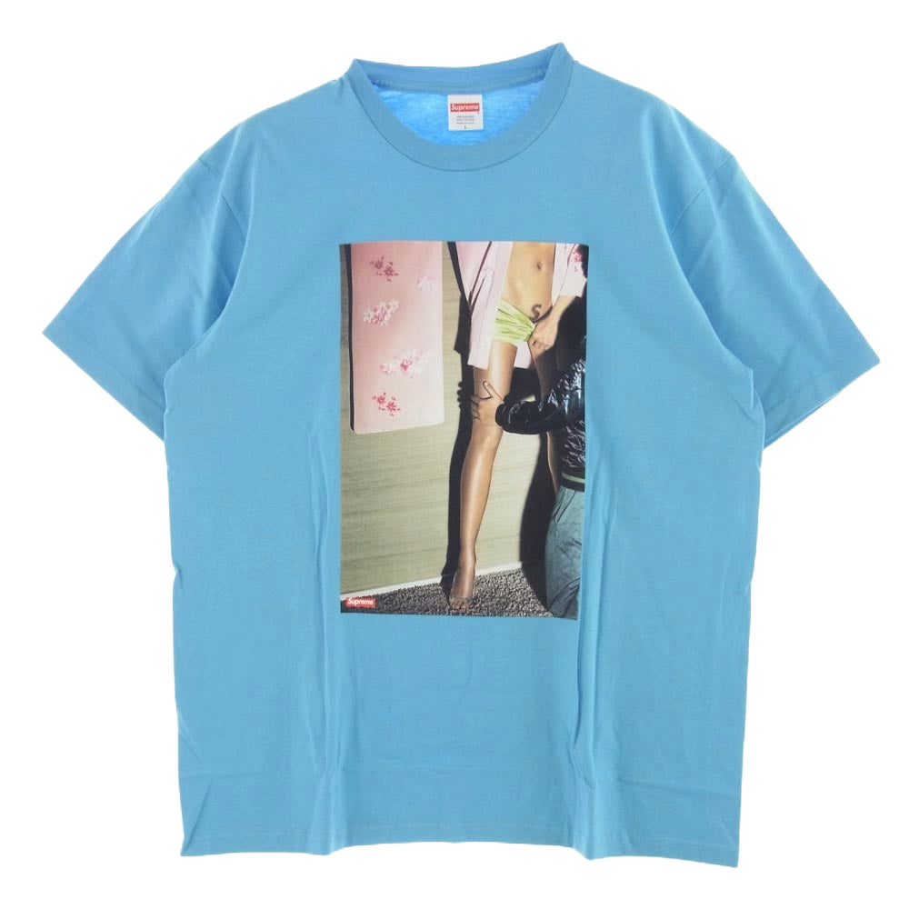 Supreme シュプリーム 22SS Model Tee フォトプリント モデル 半袖 Tシャツ ライトブルー ブルー系 L【新古品】【未使用】【中古】