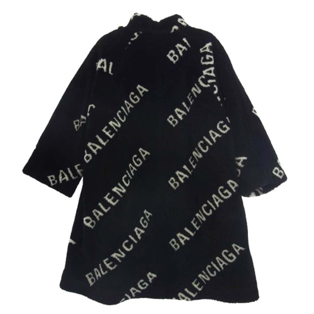 BALENCIAGA バレンシアガ 19AW 583846 TGQ02 ロゴ総柄 ボア 内キルティング 中綿 コート ブラック系 34【美品】【中古】