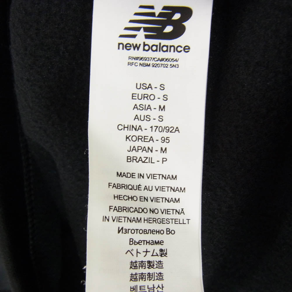 NEW BALANCE ニューバランス MT23021 ロゴプリント フリース プルオーバーパーカー ブラック系 M【新古品】【未使用】【中古】