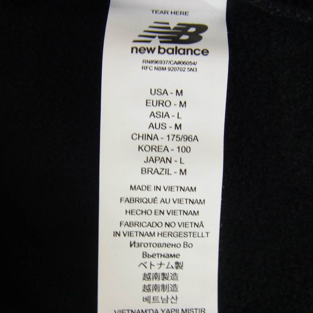 NEW BALANCE ニューバランス MT23021 ロゴプリント フリース プルオーバーパーカー ブラック系 L【新古品】【未使用】【中古】