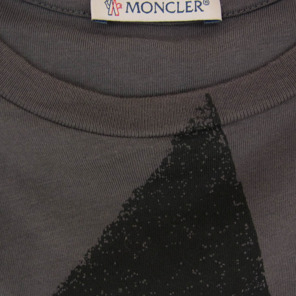 MONCLER モンクレール C-SCOM-20-6745 MAGLIA T-SHIRT マグリア Felix フェリックス プリント Tシャツ グレー系 L【中古】