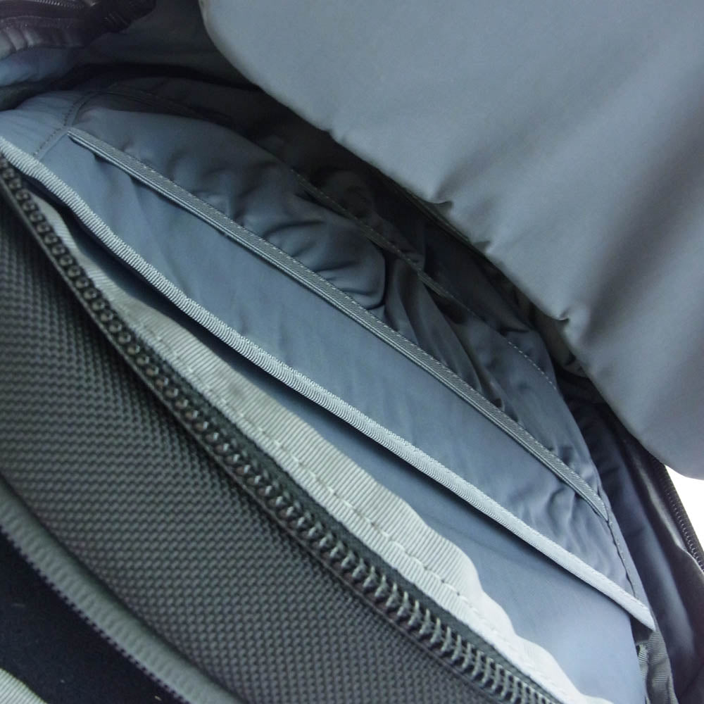 エアー DAY PACK 2 AER-31009 リュック バックパック ブラック系【中古】