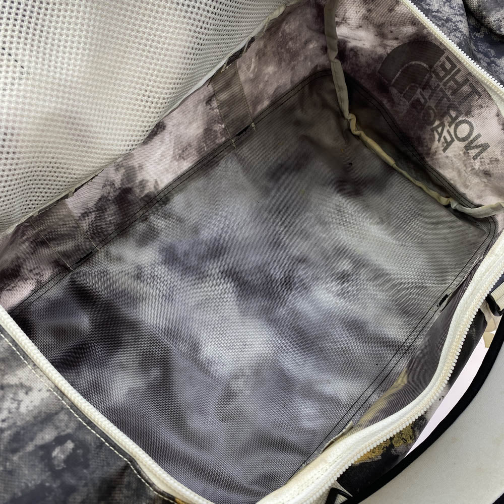 THE NORTH FACE ノースフェイス NF0A3ET Base Camp Duffel S ベース キャンプ ダッフル ボストン バッグ グレー系【中古】