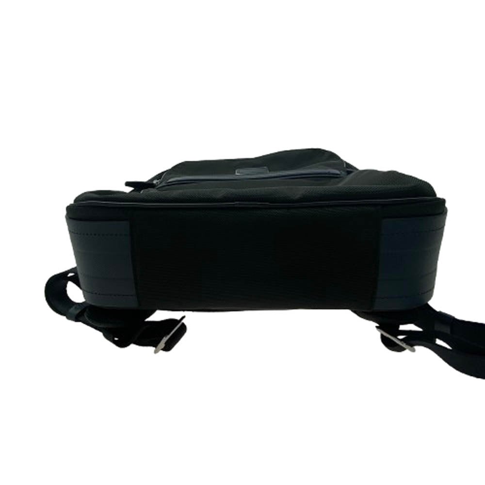 TUMI トゥミ 682404DNVY2E Jarvis スリム バッグパック リュック ビジネスバック ブラック系【中古】