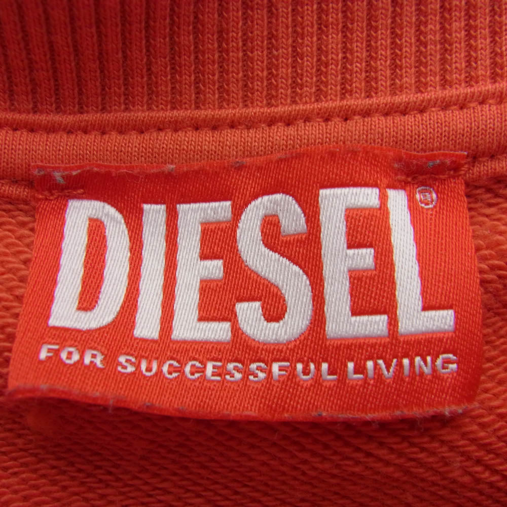 DIESEL ディーゼル A09931 F-SLIMMY-OD カットアウト クロップド オーバルDロゴ クルーネック スウェット トレーナー レッド系 M【中古】