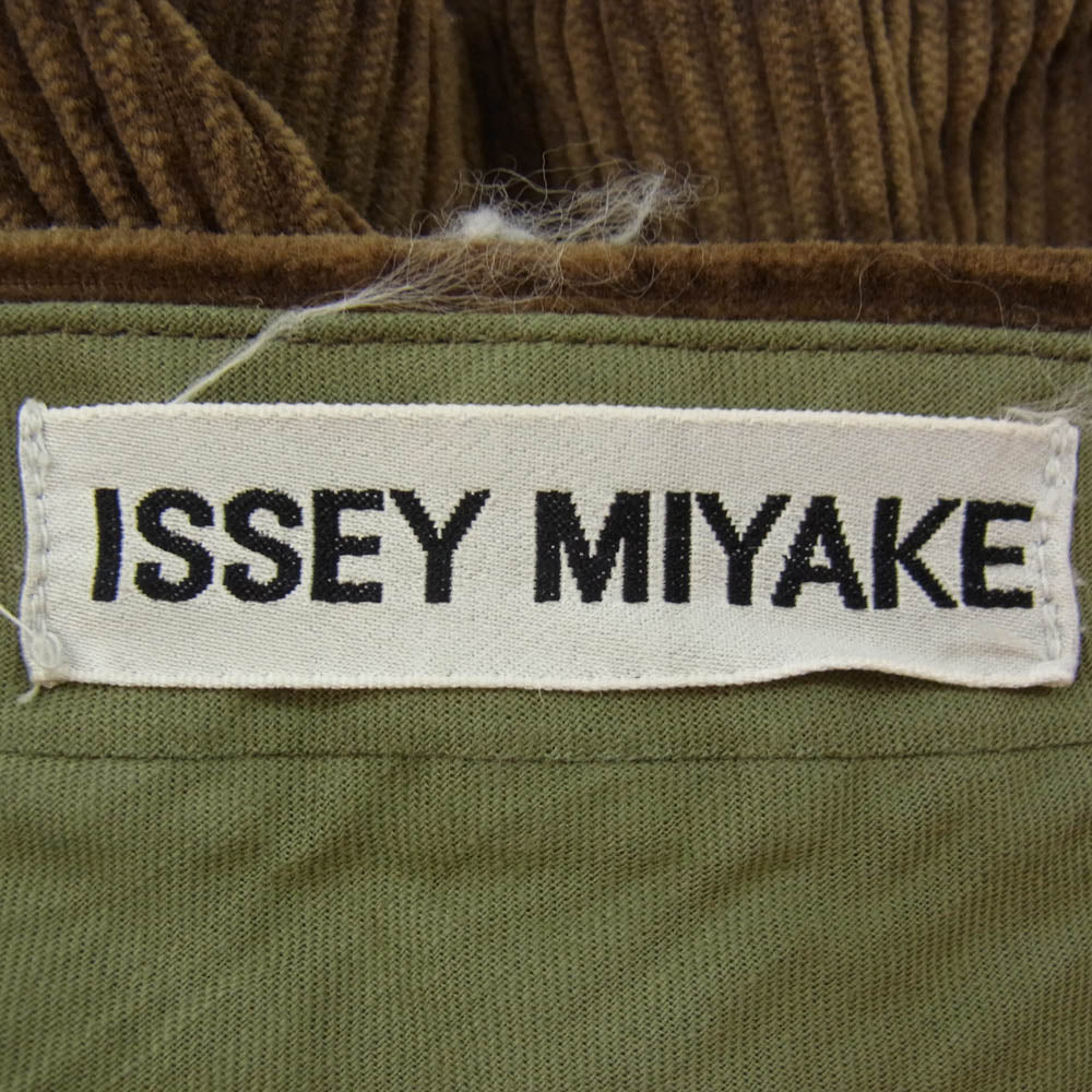 ISSEY MIYAKE イッセイミヤケ JG44600 1タック コーデュロイ ショーツ ブラウン系 M【中古】