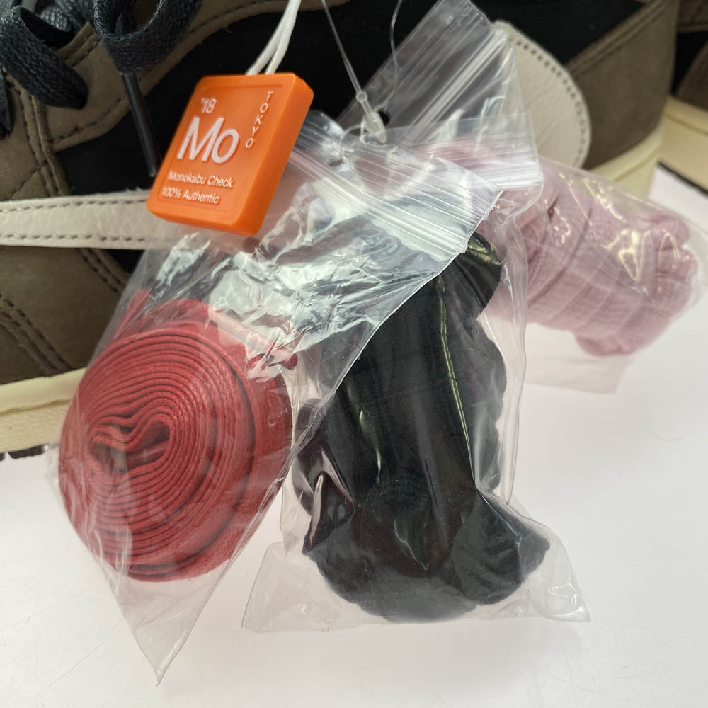 NIKE AIR JORDAN ナイキ ジョーダン CQ4277-001 フェイクバスターズ鑑定済 Travis Scott Air Jordan 1 Low OG SP T Black Dark Mocha トラヴィススコット エア ジョーダン ロー ブラック ダーク モカ ブラック系 ダークブラウン系 27.0【新古品】【未使用】【中古】