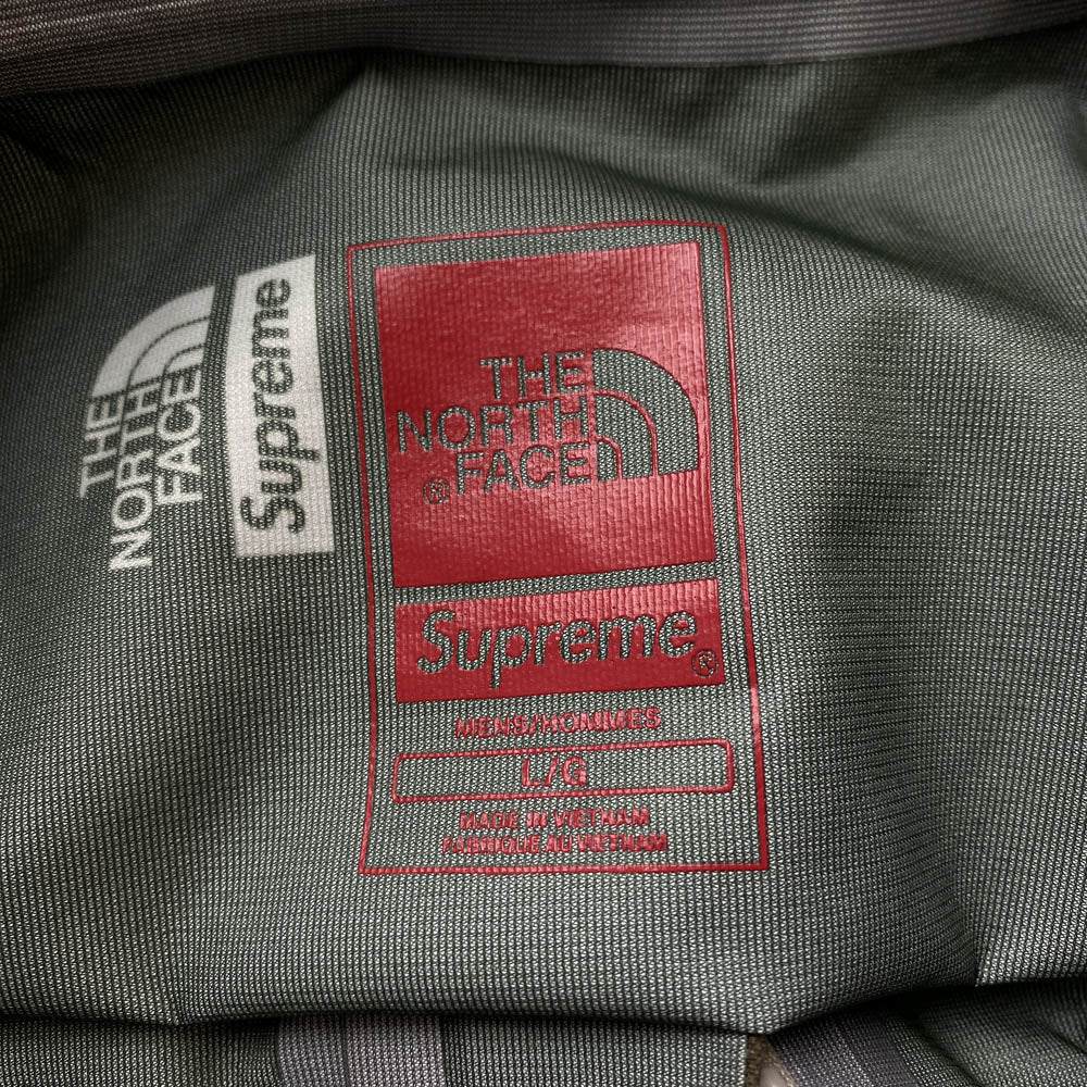 Supreme シュプリーム 22SS NF0A7WUD Summit Series Rescue Mountain Pro Jacket サミット シリーズ レスキュー マウンテン プロ ジャケット カーキ系 L【中古】