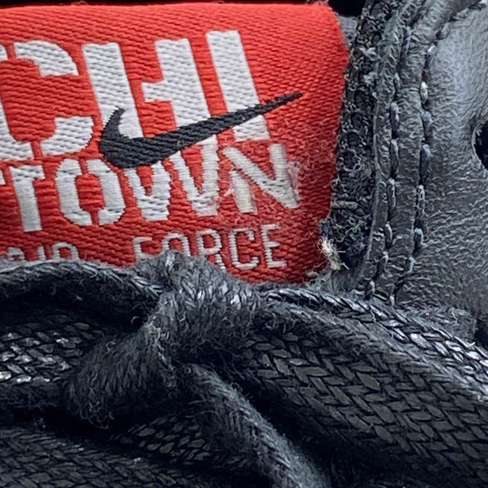 NIKE ナイキ 306353 061 AIR FORCE 1 LOW CHI TOWN BLACK VARSITY RED WHITE シカゴ タウン エアフォース1 ローカット スニーカー ブラック系 レッド系 28.5cm【中古】