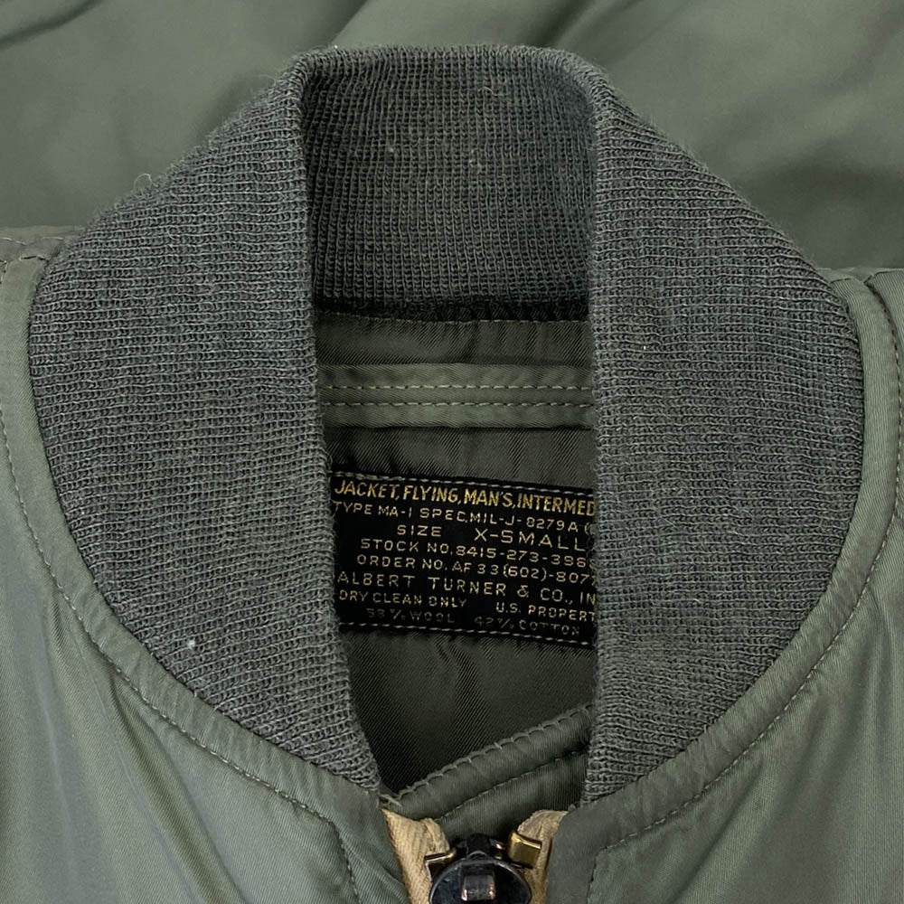 The REAL McCOY'S ザリアルマッコイズ MIL-J-8279A ALBERT TURNER MA-1 フライト ジャケット カーキ系 XS【中古】