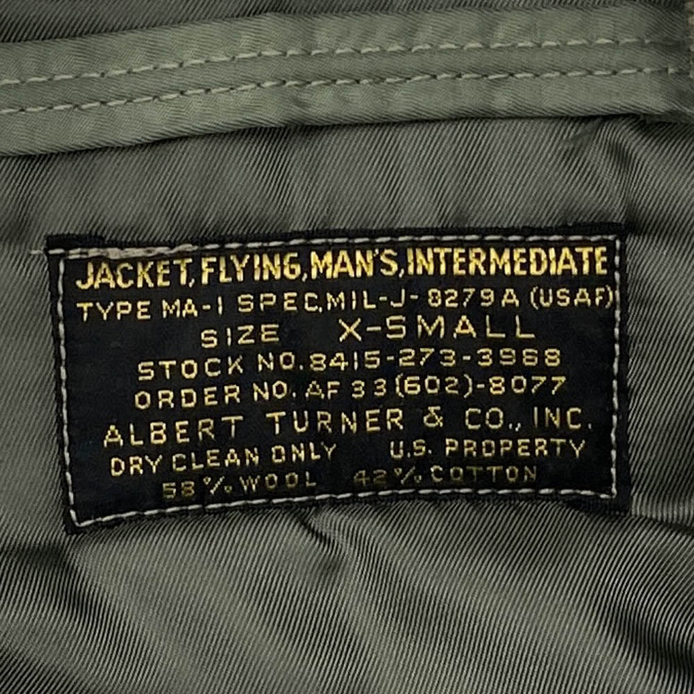 The REAL McCOY'S ザリアルマッコイズ MIL-J-8279A ALBERT TURNER MA-1 フライト ジャケット カーキ系 XS【中古】