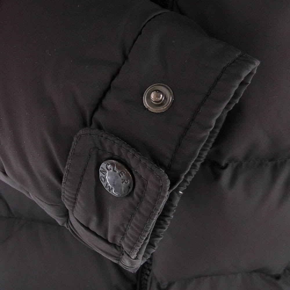 MONCLER モンクレール 920-091-40365-50 CHEVALIER シェバリエ ダウン ジャケット ブラック系 2【中古】