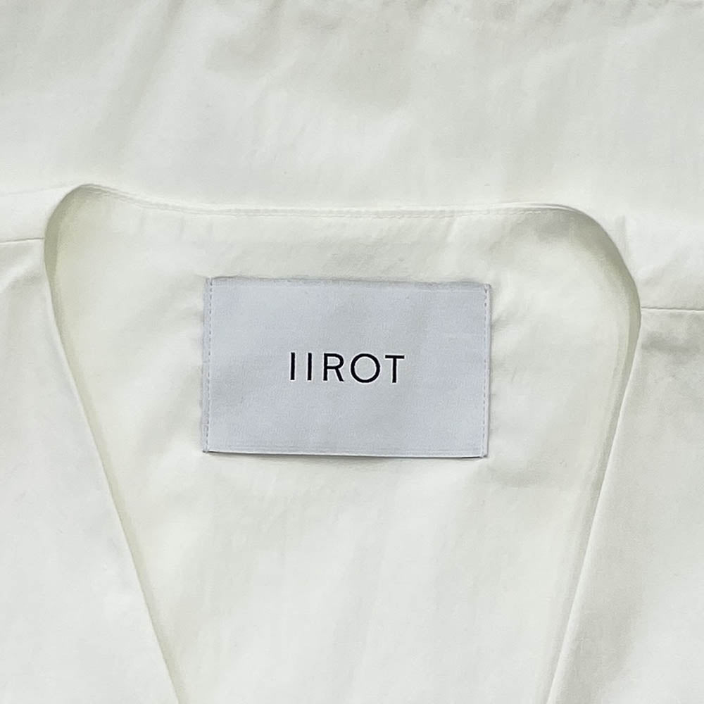 イロット 014-021-WSH15 クロップ丈 無地 ベスト ホワイト系 F【中古】