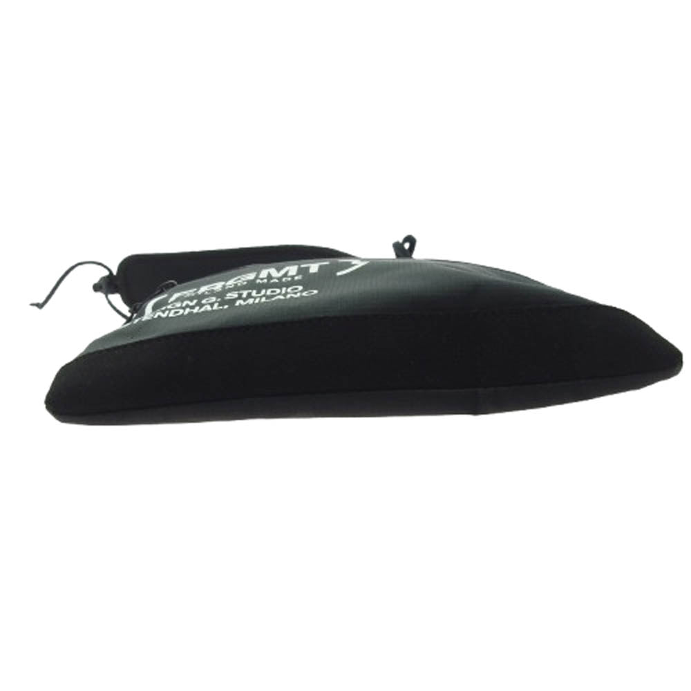 MONCLER モンクレール H209U5D00003 M2471 GENIUS ジーニアス FRAGMENT SACOCHE A CROSS BODY BAG フラグメント サコッシュ クロス ボディ バッグ ショルダーバッグ ブラック系【美品】【中古】