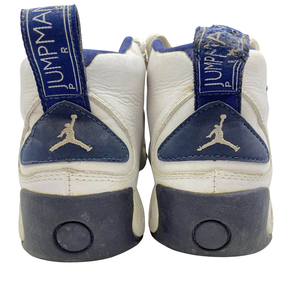 NIKE ナイキ 136000-101 観賞用 JUMPMAN PRO ジャンプマン プロ スニーカー ホワイト系 ネイビー系 26.5cm【中古】