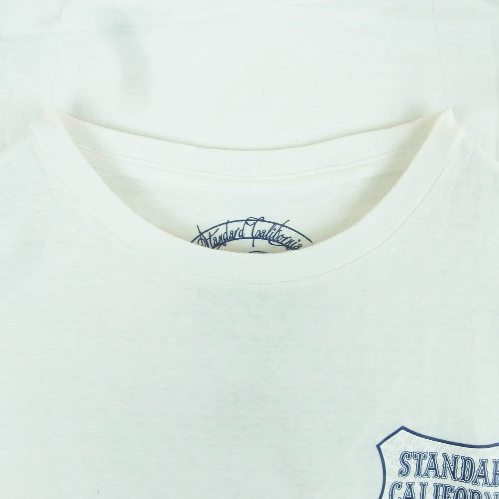 STANDARD CALIFORNIA スタンダードカリフォルニア 胸元 STANDARD CALIFORNIA ネイビー ロゴ 半袖 Tシャツ ホワイト系 L【中古】