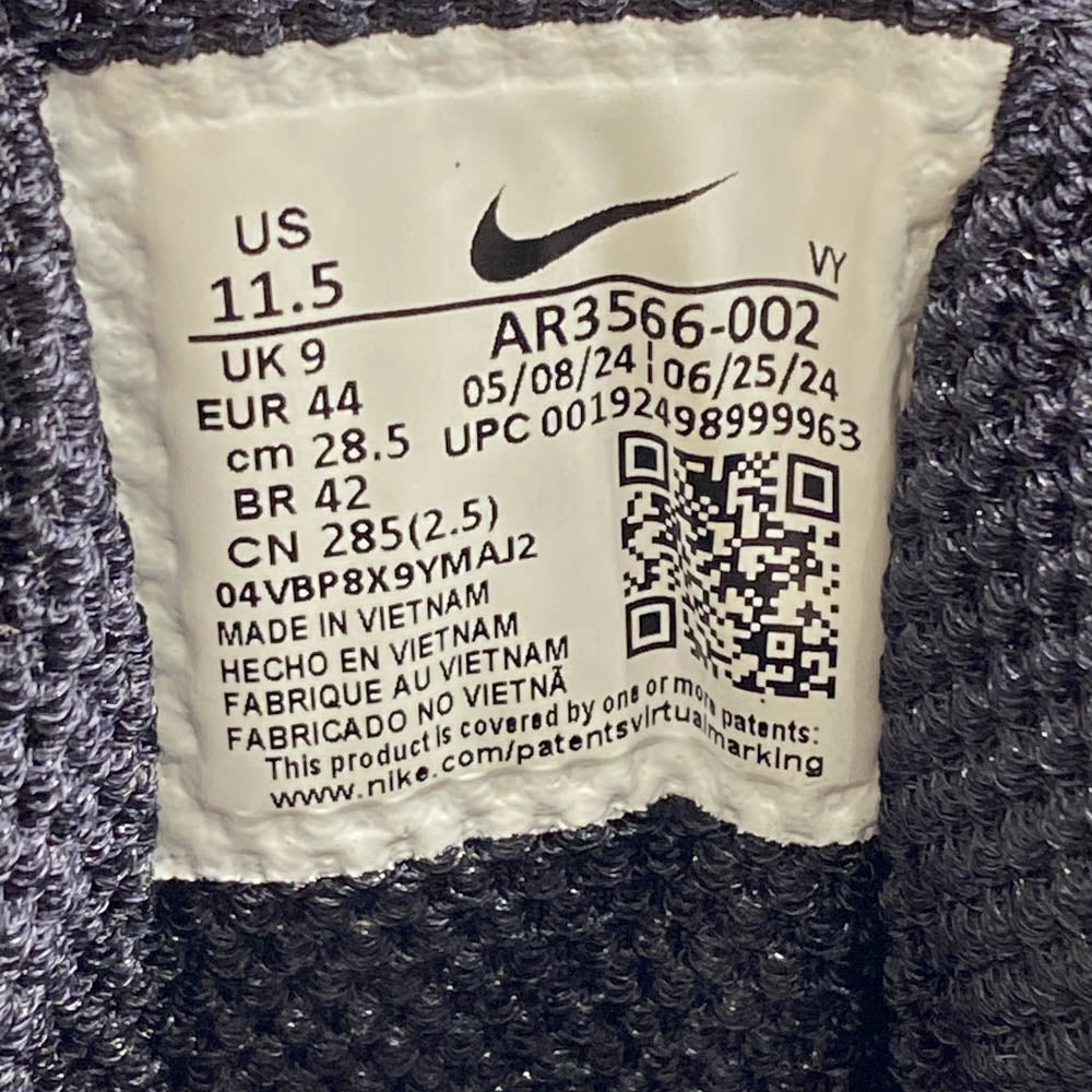 NIKE ナイキ AR3566-002 Women's Shox TL Black and Max Orange ウィメンズ ショックス TL ブラック アンド マックスオレンジ スニーカー ブラック系 28.5cm【中古】