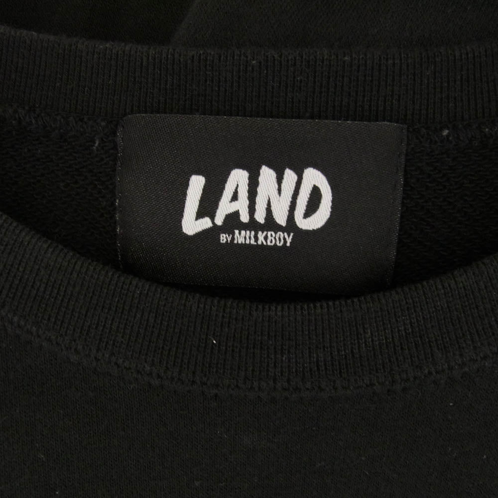 ランド バイ ミルクボーイ サガラワッペン スウェット ブラック系 サイズ不明【中古】