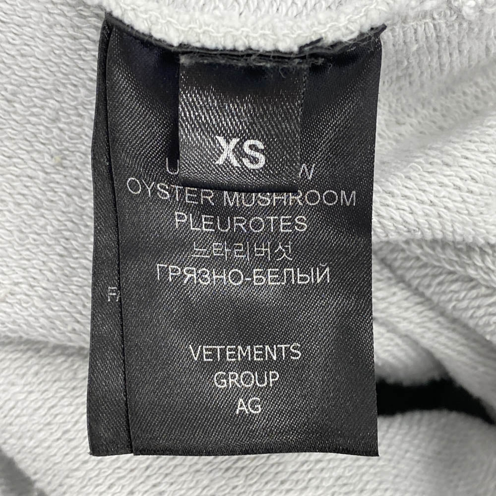 VETEMENTS ヴェトモン 23AW UE54HD580B Genetically Modified Hoodie オーバーサイズ フーディ パーカー グレー系 XS【中古】