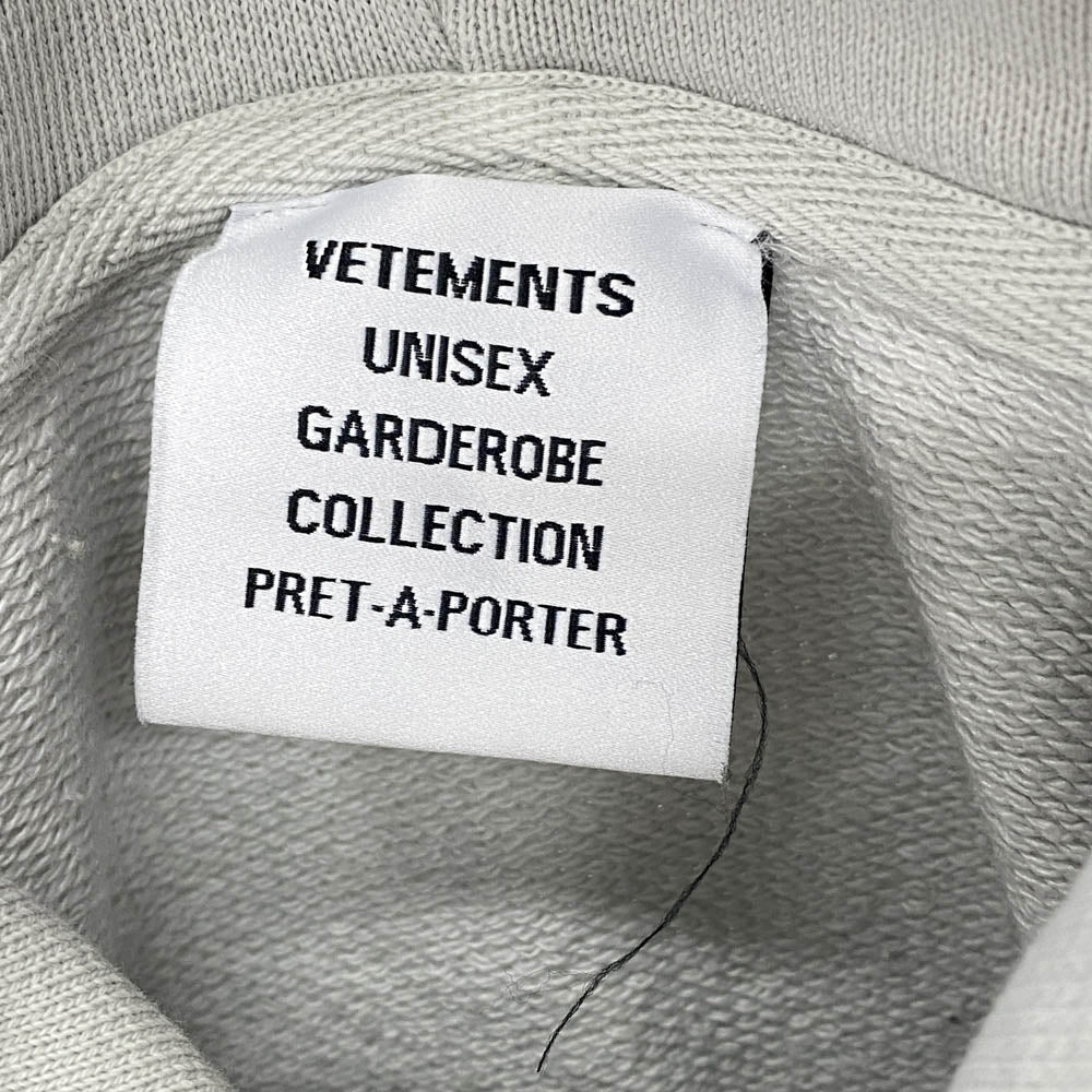 VETEMENTS ヴェトモン 23AW UE54HD580B Genetically Modified Hoodie オーバーサイズ フーディ パーカー グレー系 XS【中古】