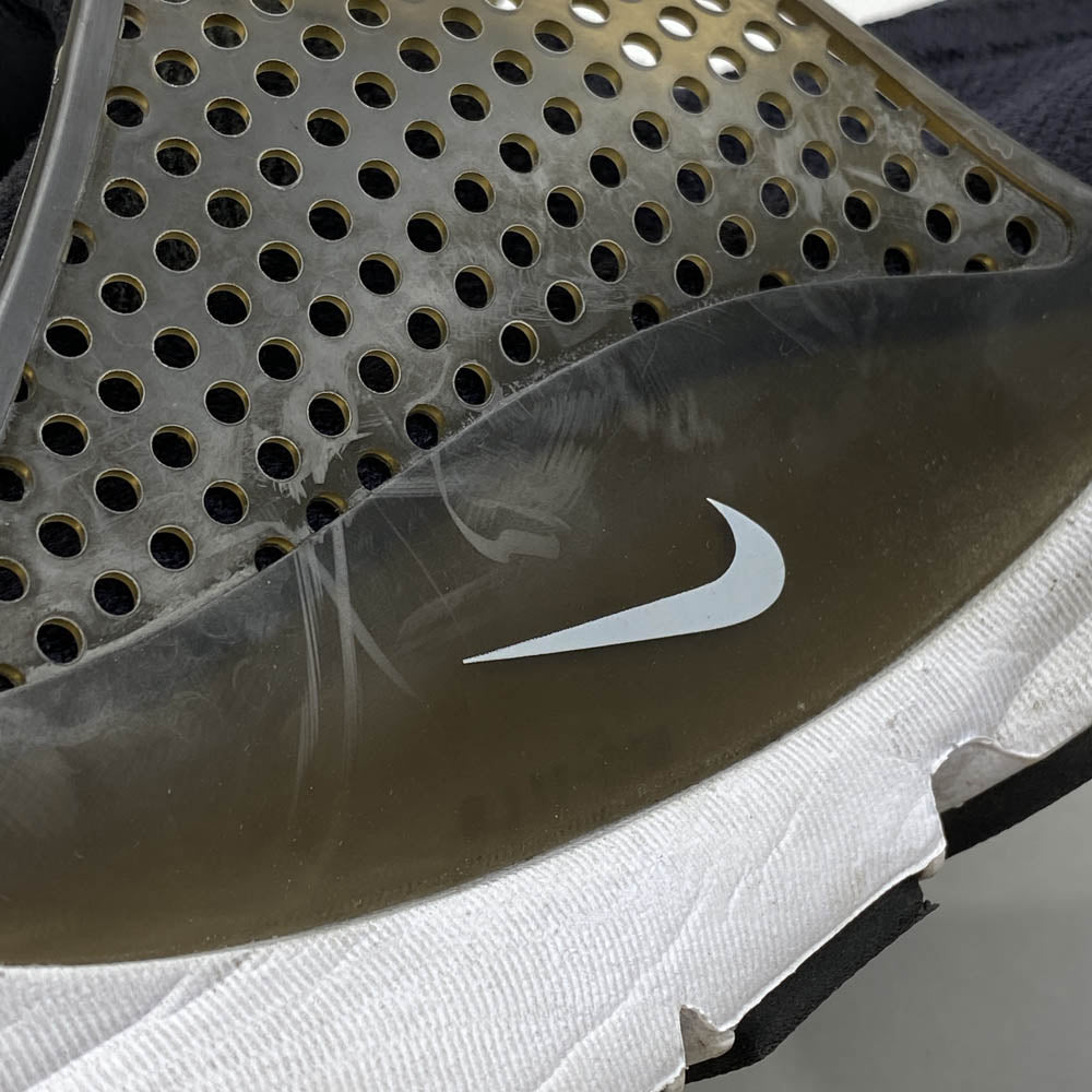 NIKE ナイキ 819686-005 NIKE SOCK DART ソックダート スリッポン スニーカー ブラック系 28cm【中古】